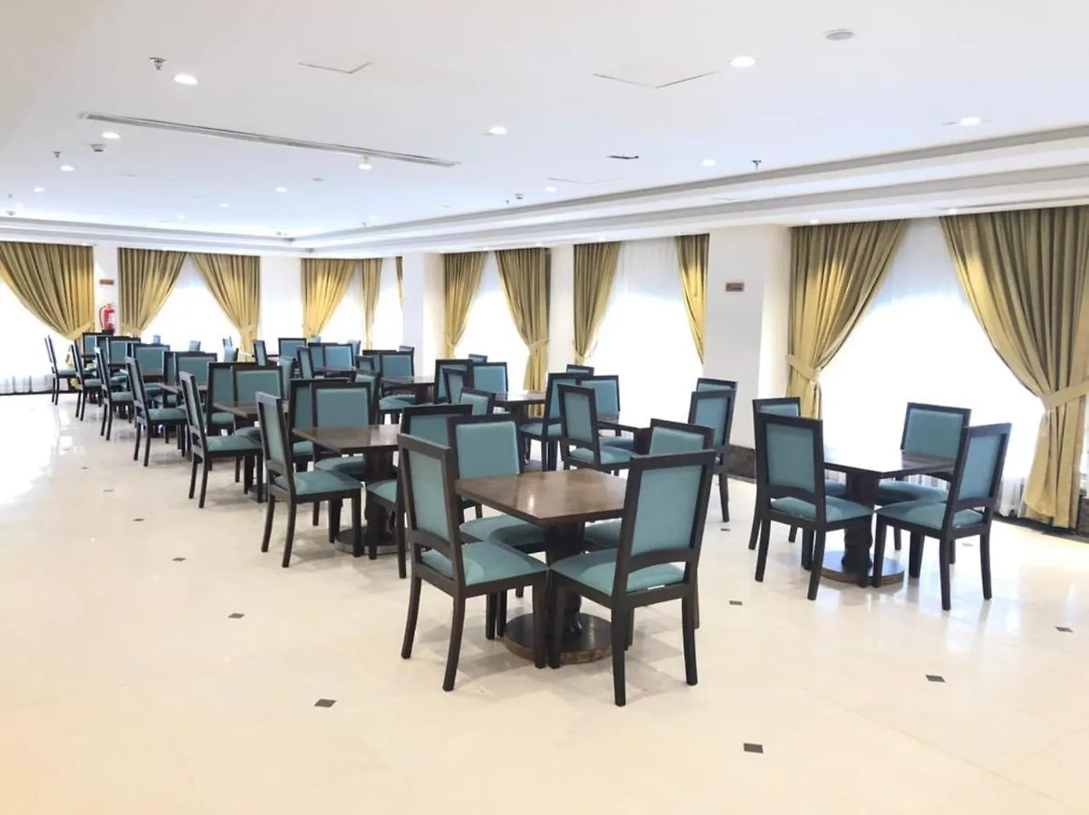 Zaha Al Madina Hotel Медина