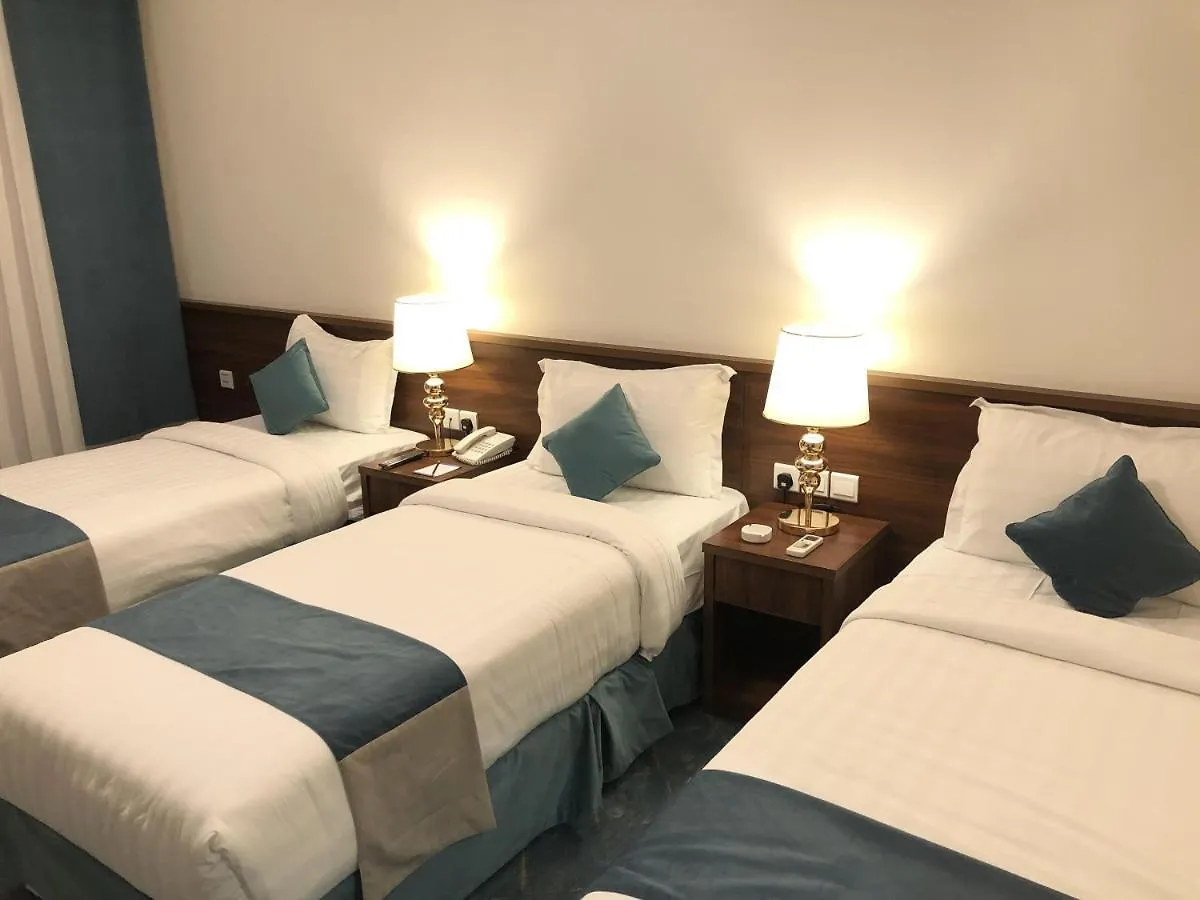 Zaha Al Madina Hotel Медина
